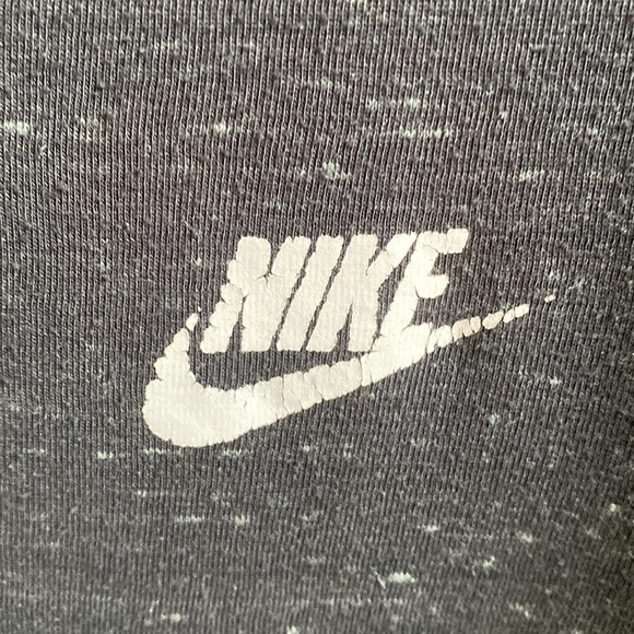 Nike Kids Minimalist Heathered logo Tee - Picture 3 of 4